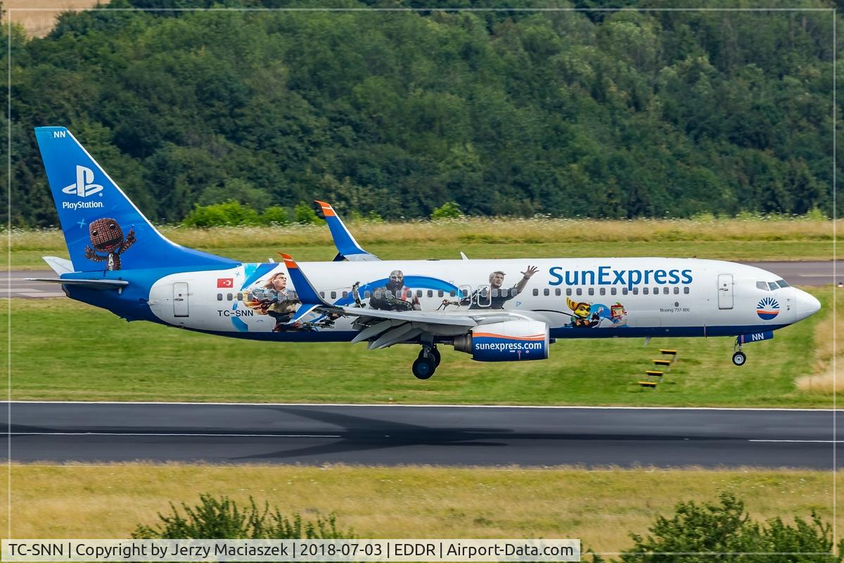 TC-SNN, 2010 Boeing 737-8HC C/N 40775, Boeing 737-8HC
