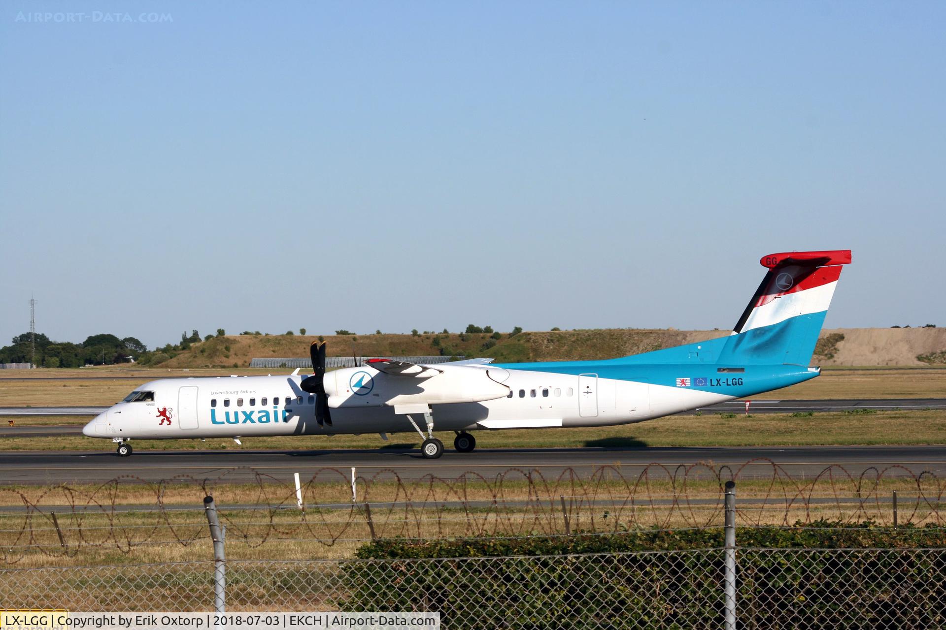 LX-LGG, 2012 Bombardier DHC-8-402Q Dash 8 Dash 8 C/N 4418, LX-LGG landed rw 04L