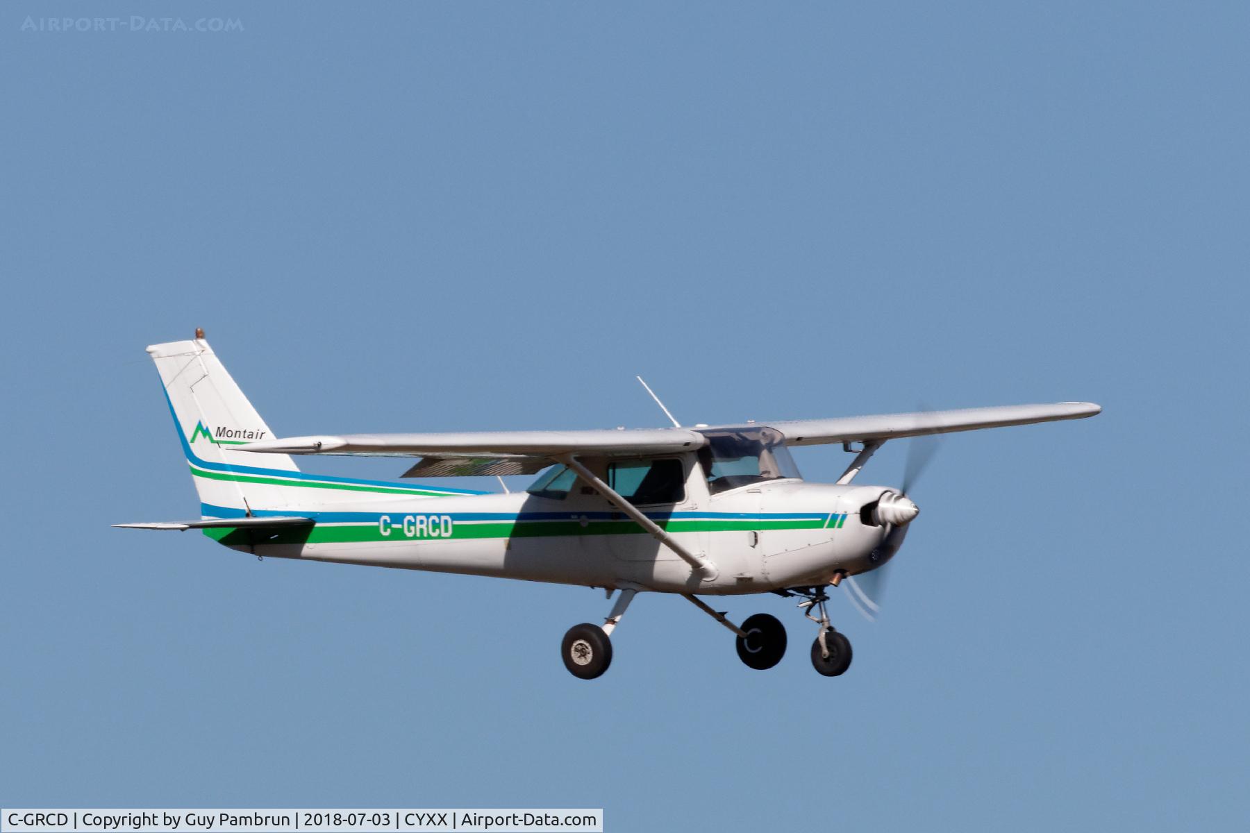 C-GRCD, 1982 Cessna 152 C/N 15285578, Landing on 19
