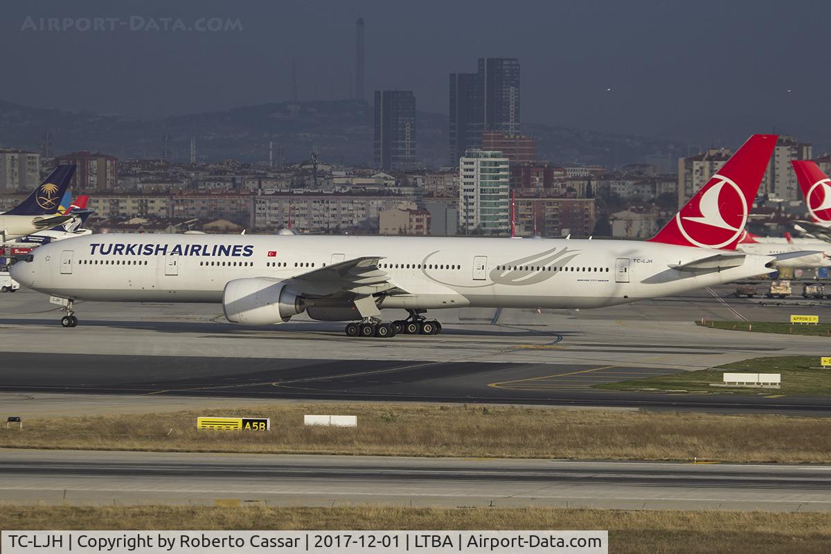 TC-LJH, 2016 Boeing 777-3F2/ER C/N 44129, Istanbul Ataturk