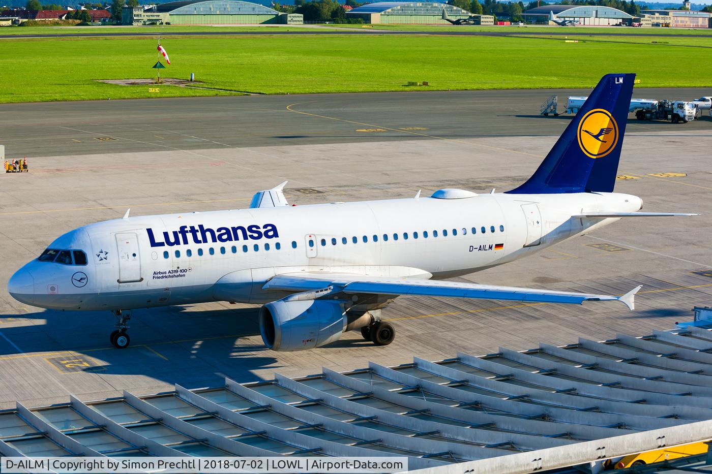 D-AILM, 1997 Airbus A319-114 C/N 694, D-AILM @ Linz Airport