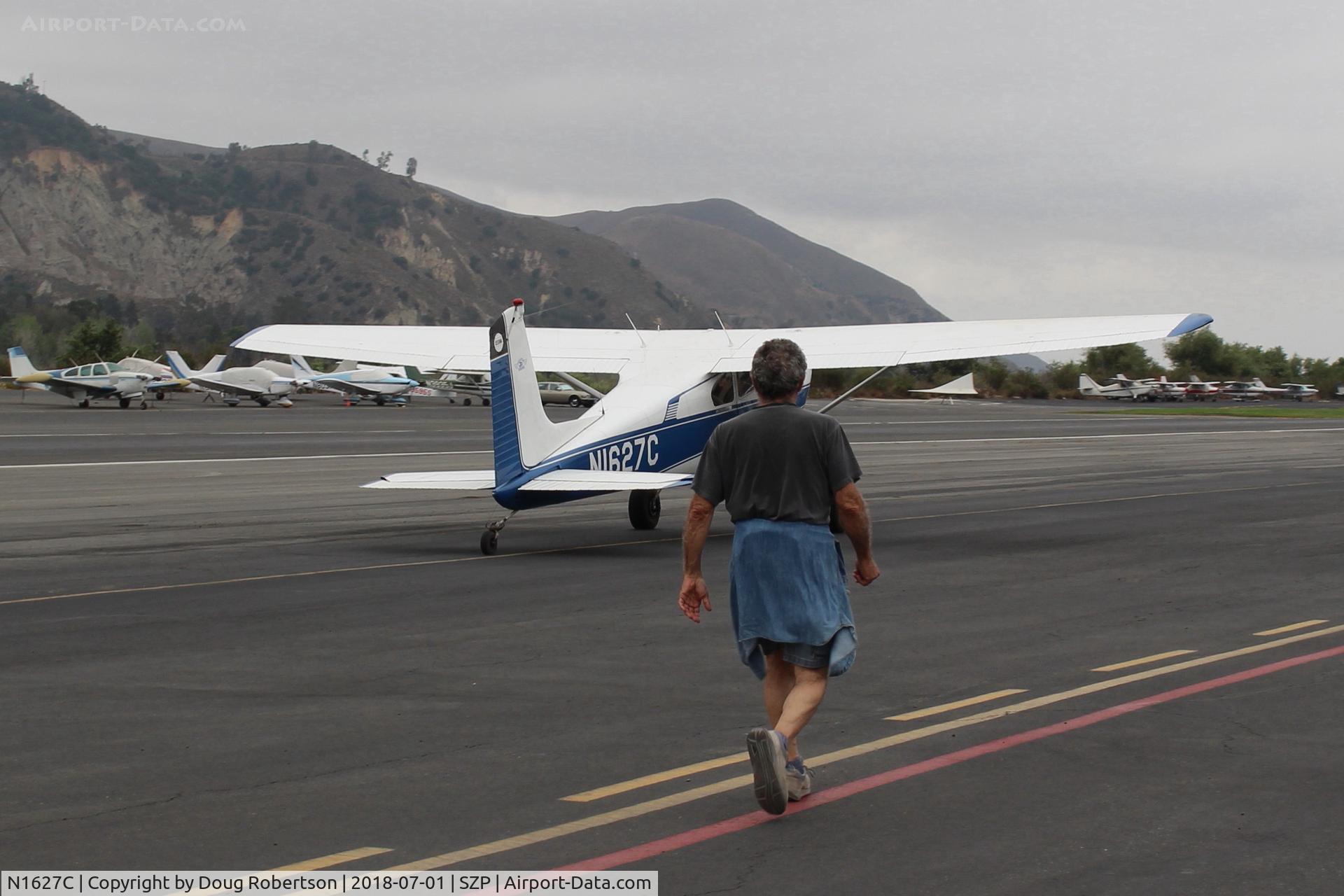N1627C, 1953 Cessna 180 C/N 30327, 1953 Cessna 180, Continental O-470-A 225 Hp, 1st year of production, taxi