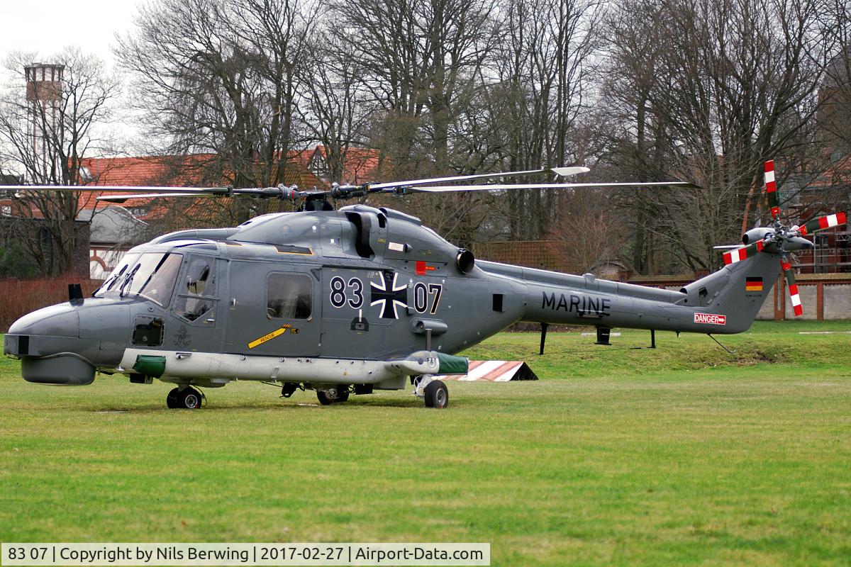 83 07, Vertol H-21C Shawnee C/N WG7, 83+07 at Naval Station Kiel