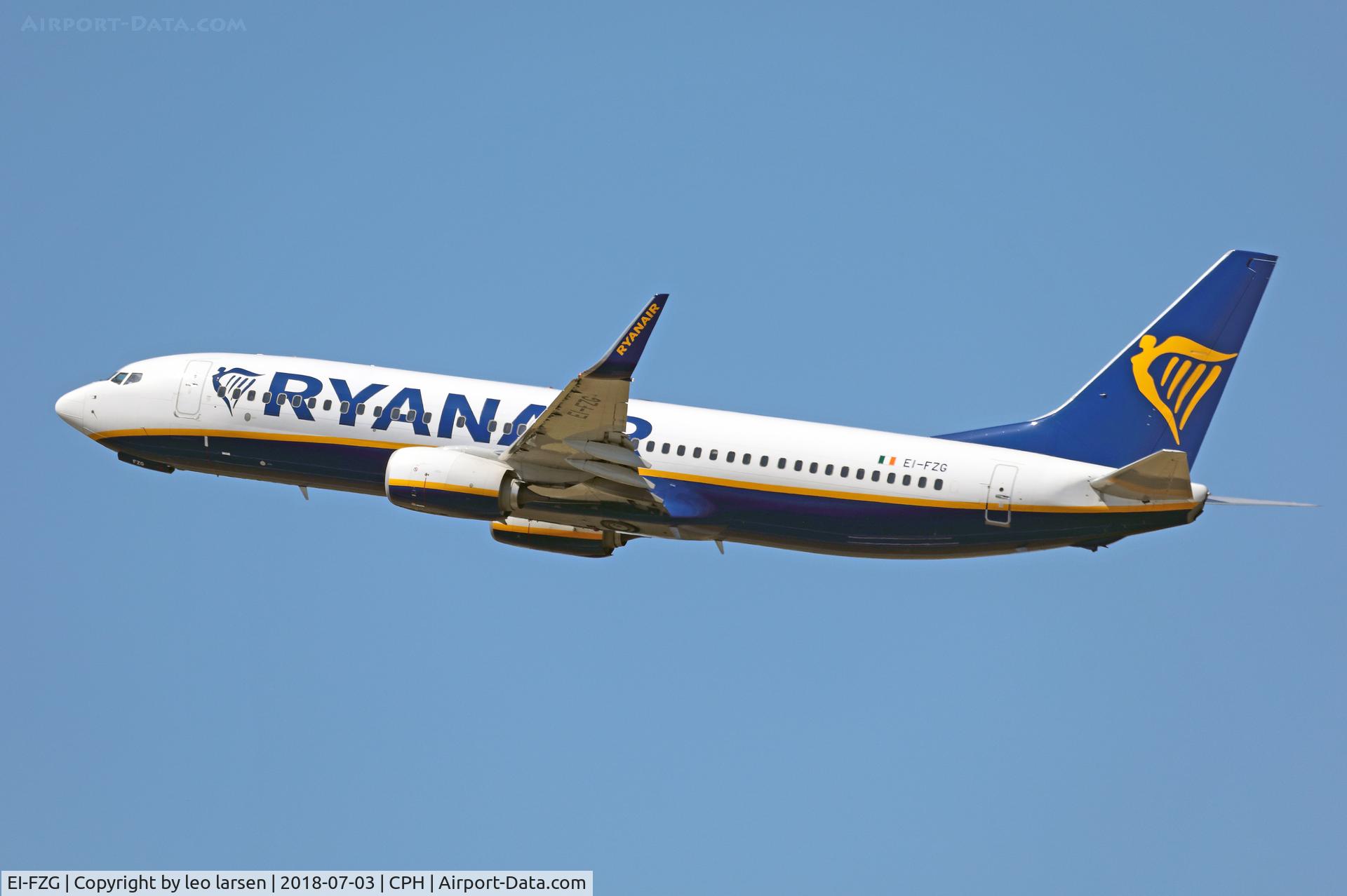 EI-FZG, 2017 Boeing 737-800 C/N 44780, Copenhagen 3.7.2018 T/O R-22R