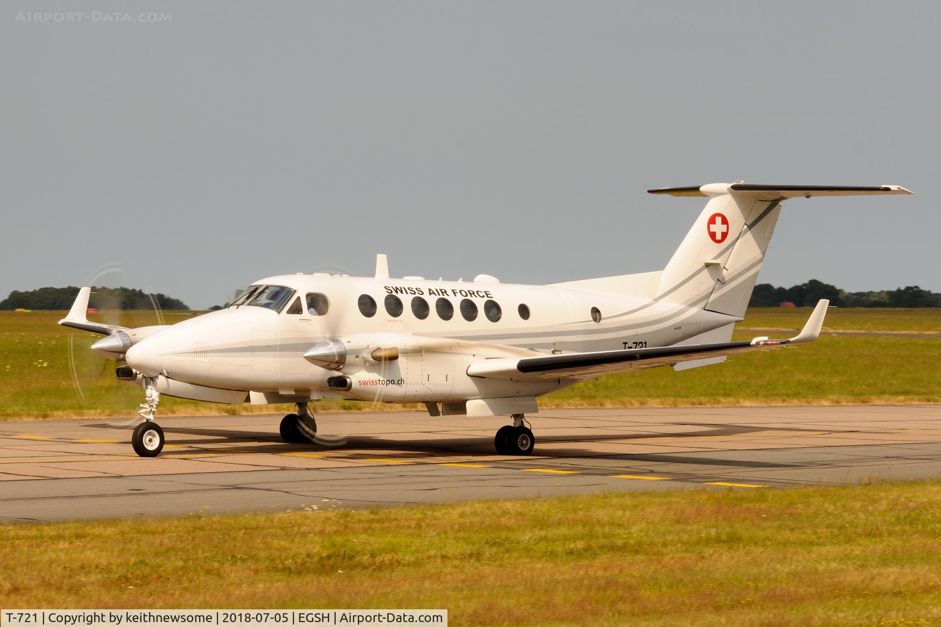 T-721, 1993 Beech Super King Air 350 C/N FN-1, Arriving at Norwich from Jersey.