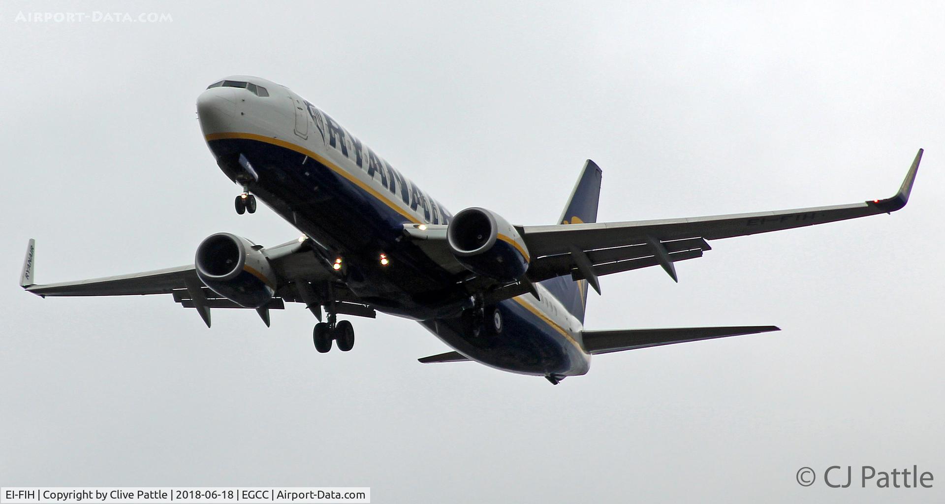 EI-FIH, 2015 Boeing 737-8AS C/N 44697, On finals to EGCC