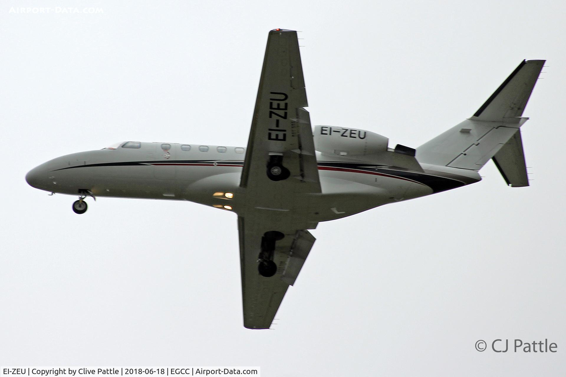 EI-ZEU, 2004 Cessna 525A CitationJet CJ2 C/N 525A-0202, On finals to EGCC