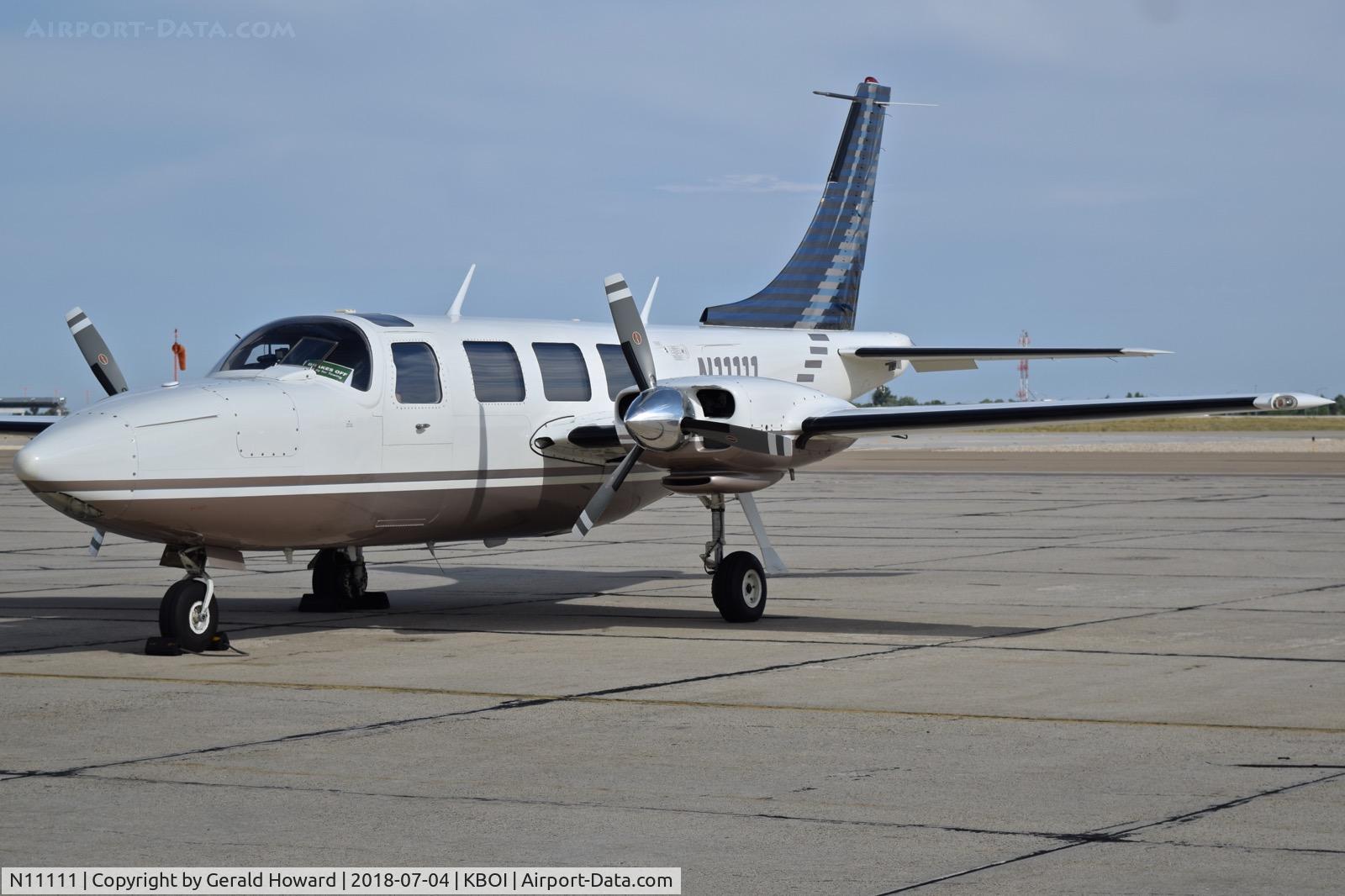 N11111, 1983 Piper PA-60-602P Aerostar C/N 60-8365021, Parked on the south GA ramp.
