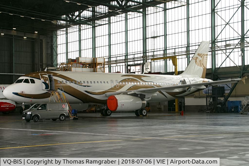 VQ-BIS, 2006 Bombardier BD-700-1A10 Global Express C/N 9213, private Airbus A320
