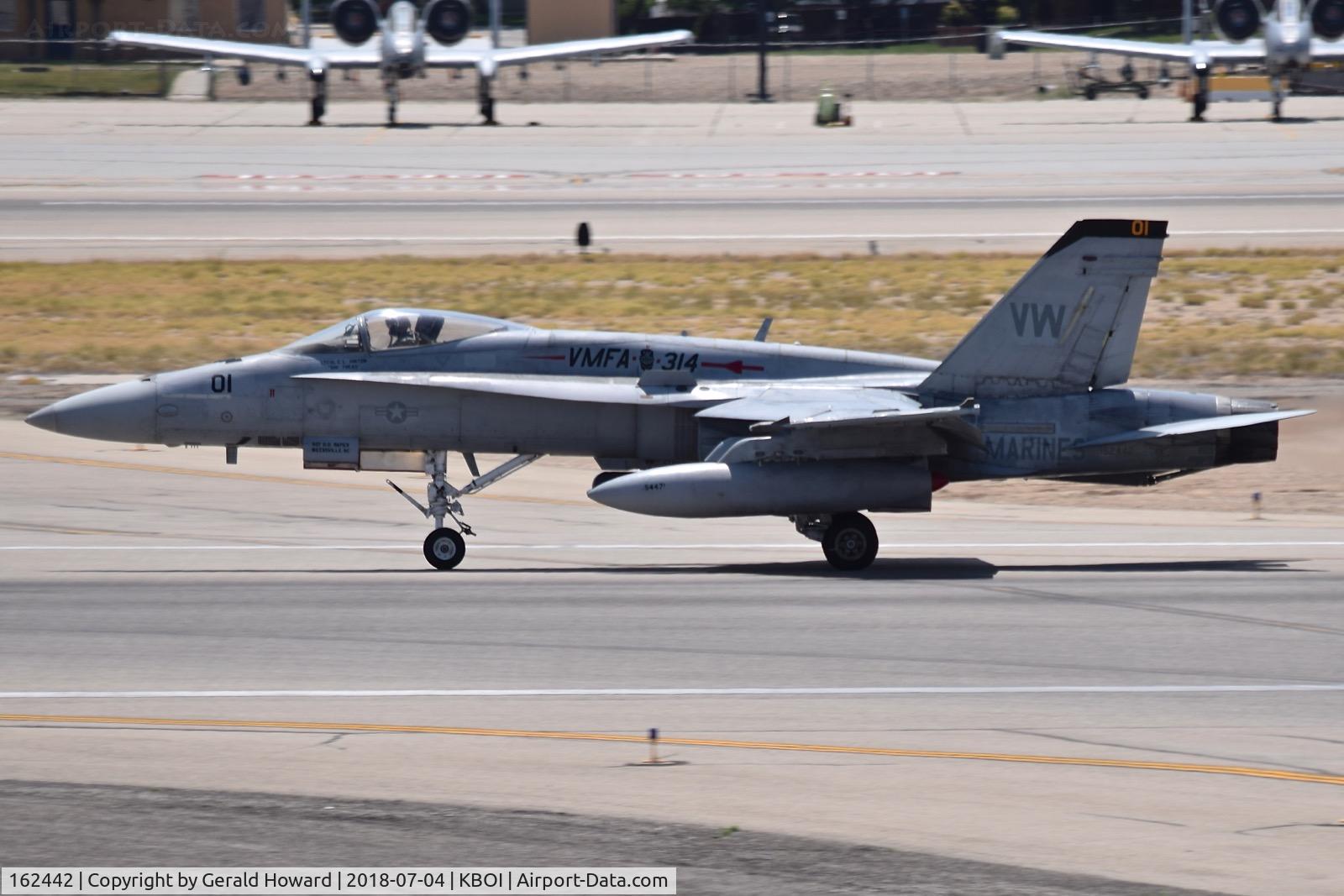 162442, McDonnell Douglas F/A-18A-15-MC Hornet C/N 0288/A233, Take off roll on RWY 10L  VMFA-314  “Black Knights”, NAS Miramar, CA.