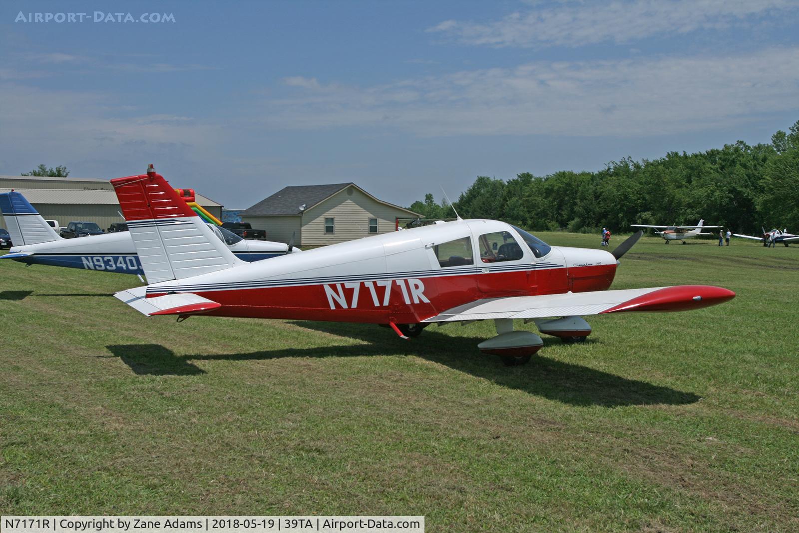 N7171R, 1966 Piper PA-28-140 C/N 28-21881, At the 2018 Flying Tigers fly-in - Paris, TX