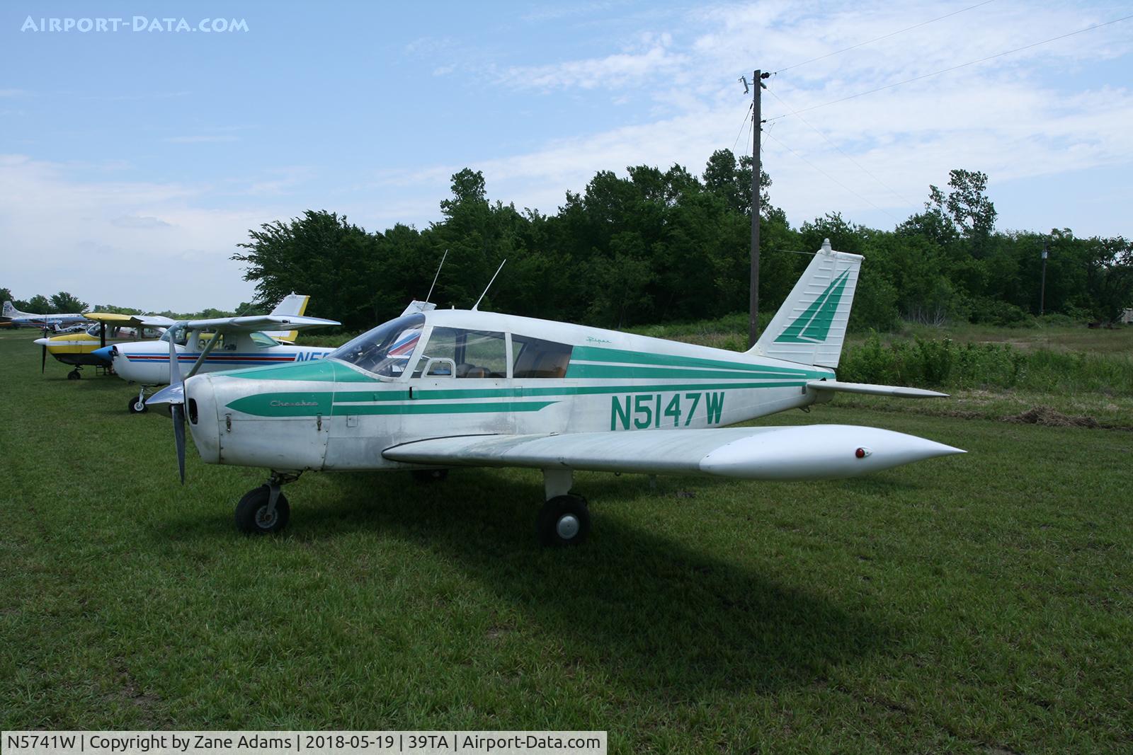 N5741W, 1963 Piper PA-28-160 Cherokee C/N 28-1435, At the 2018 Flying Tigers fly-in - Paris, TX