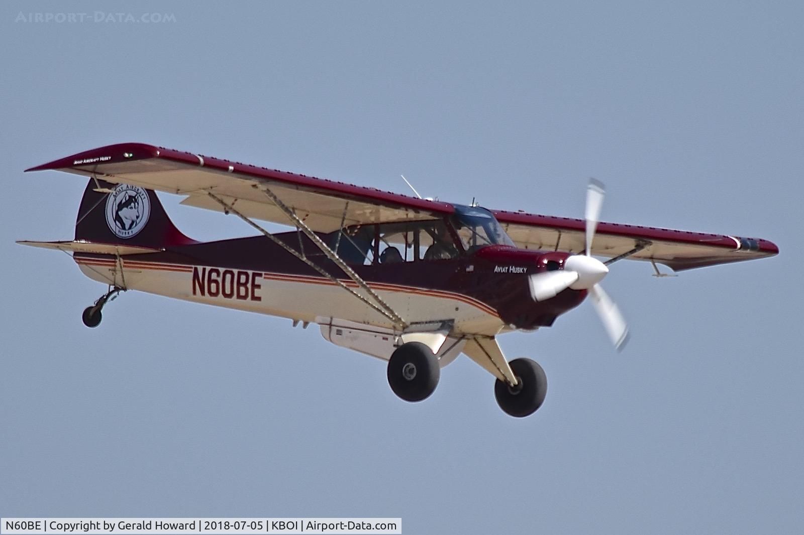 N60BE, 1992 Aviat A-1 Husky C/N 1206, Landing RWY 10R.