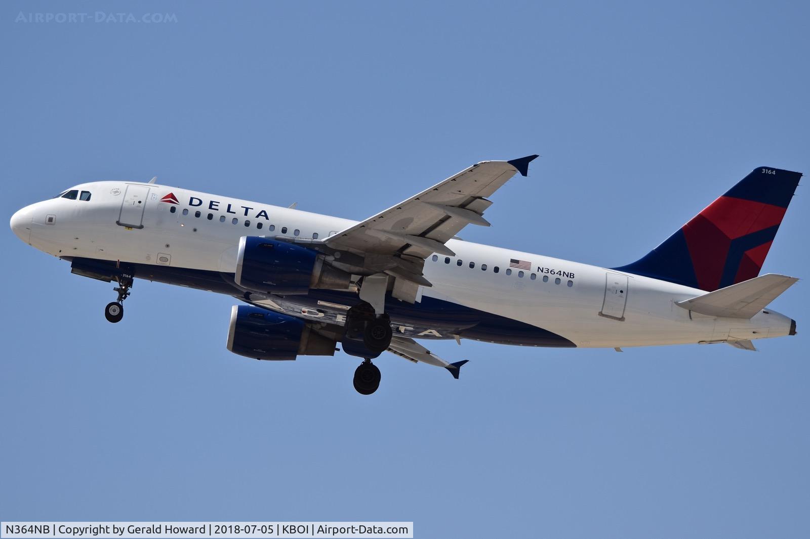 N364NB, 2003 Airbus A319-114 C/N 2002, Tale off from RWY 10L.