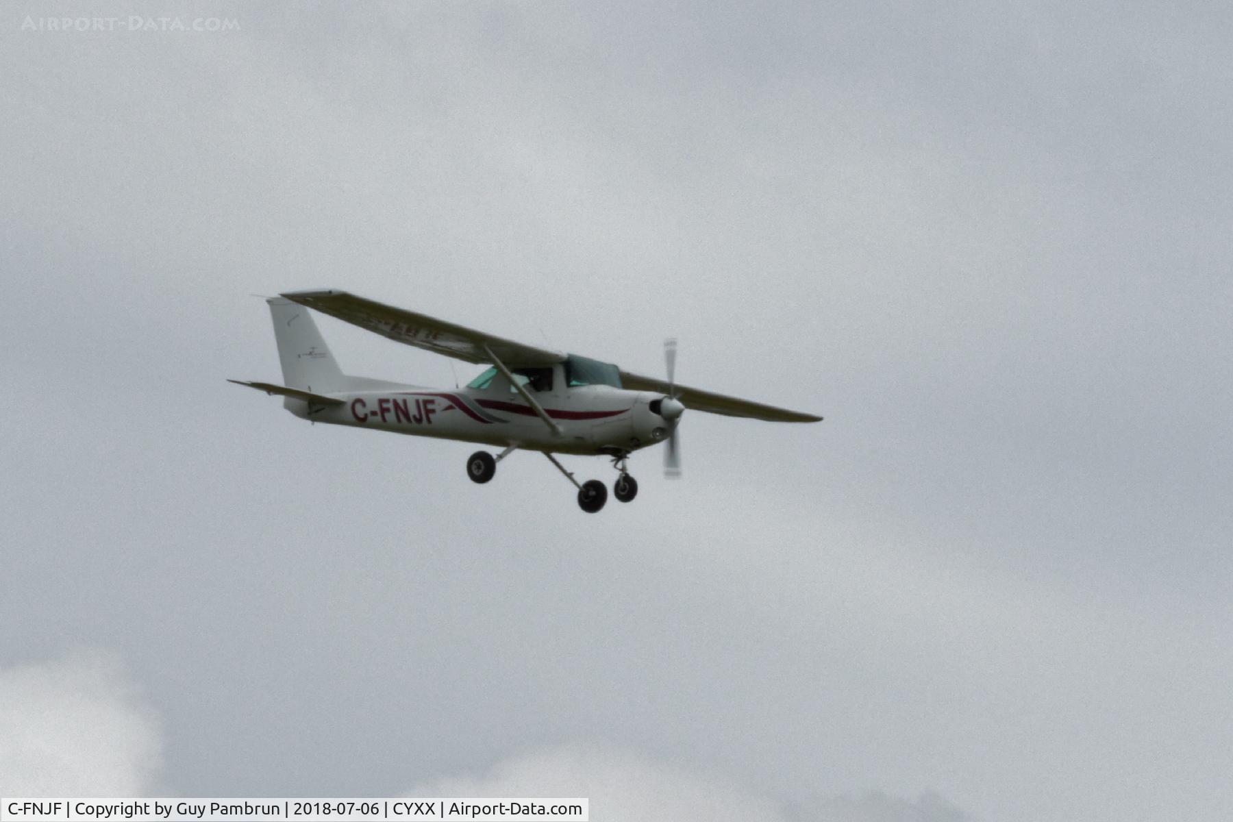 C-FNJF, 1978 Cessna 152 C/N 15282163, Landing