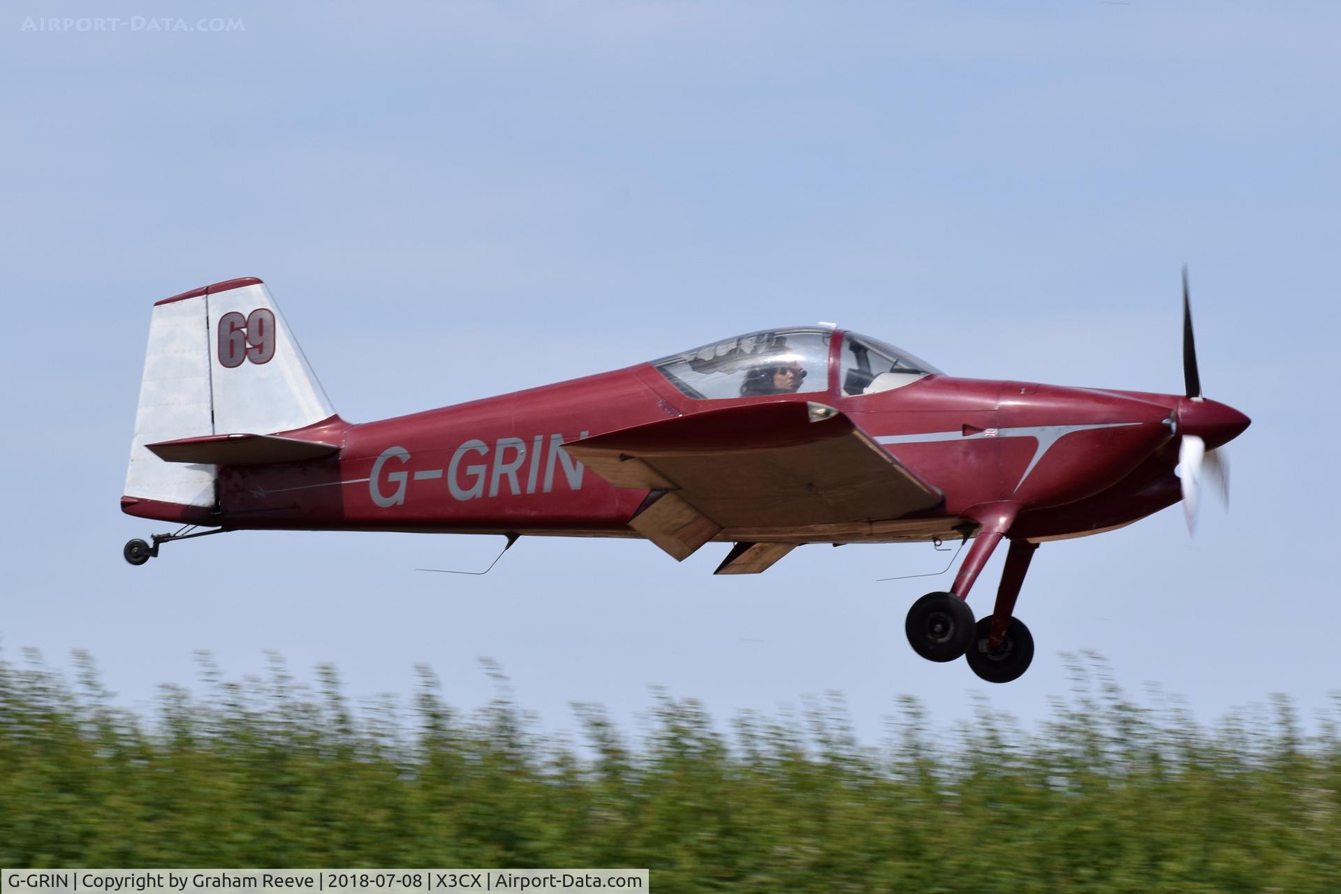 G-GRIN, 1999 Vans RV-6 C/N PFA 181-12409, Landing at Northrepps.