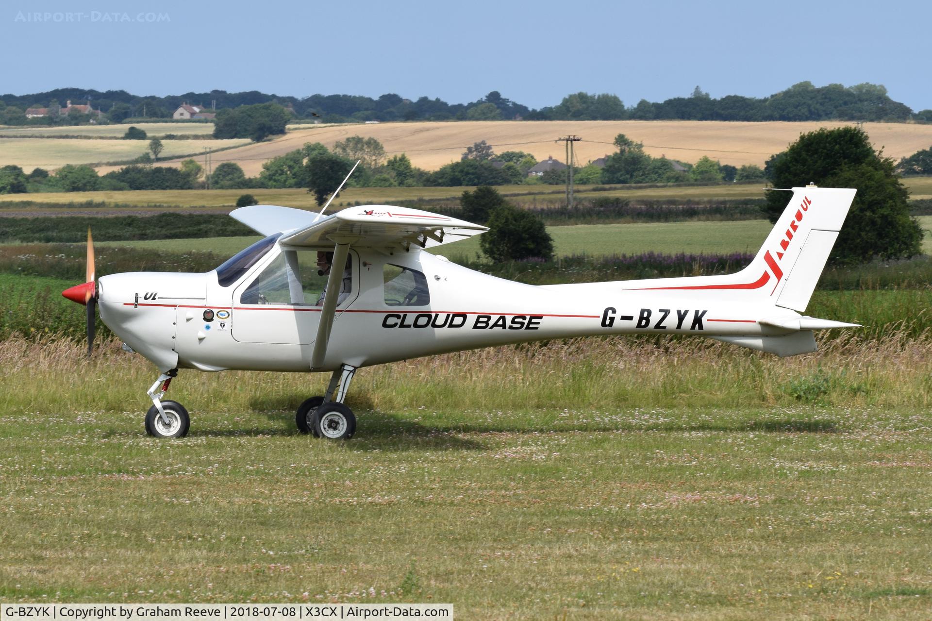 G-BZYK, 2002 Jabiru UL-450 C/N PFA 274A-13227, Departing from Northrepps.