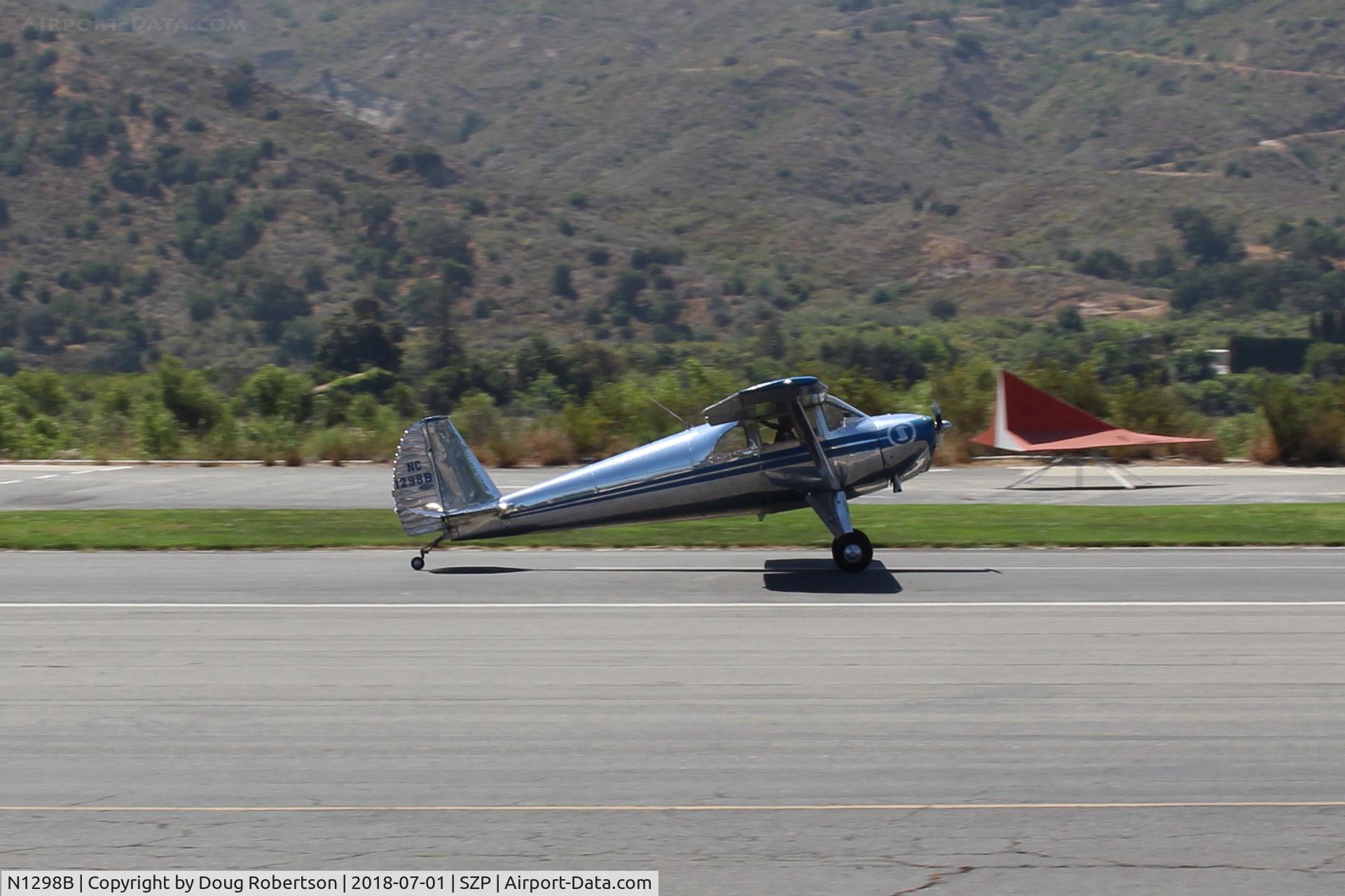 N1298B, 1947 Luscombe 8E Silvaire C/N 5925, 1947 Luscombe 8E SILVAIRE, Continental C85 85 Hp, landing roll Rwy 22