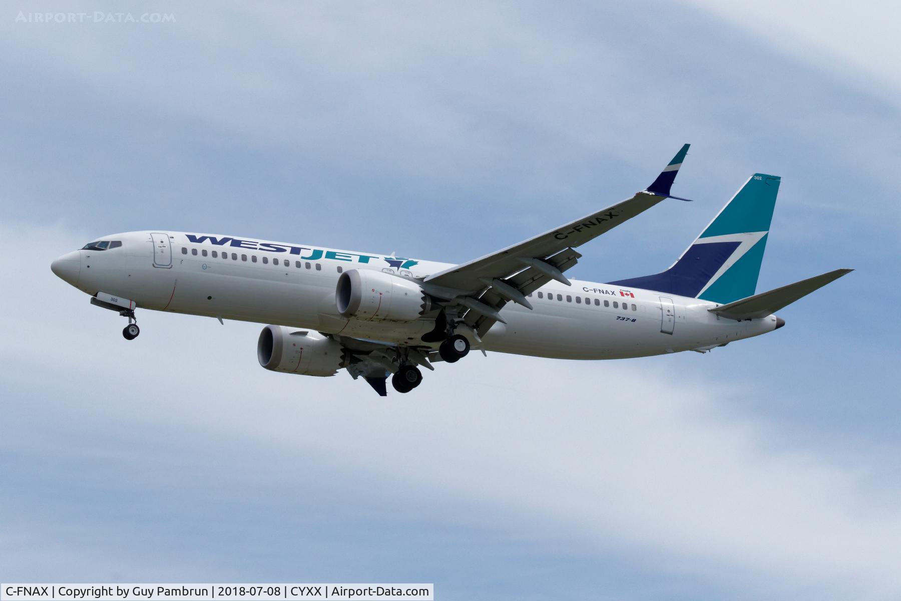 C-FNAX, 2017 Boeing 737-8 C/N 60511, Landing on 26R