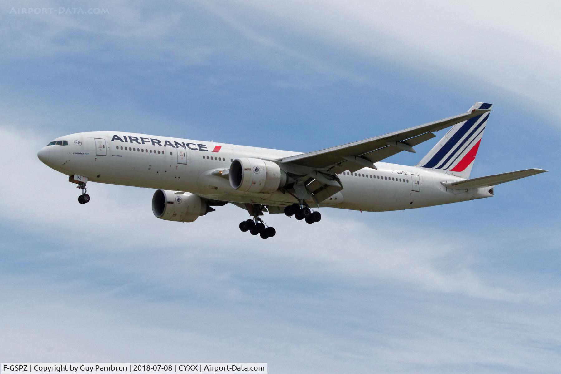 F-GSPZ, 2002 Boeing 777-228/ER C/N 32310, Landing on 26R