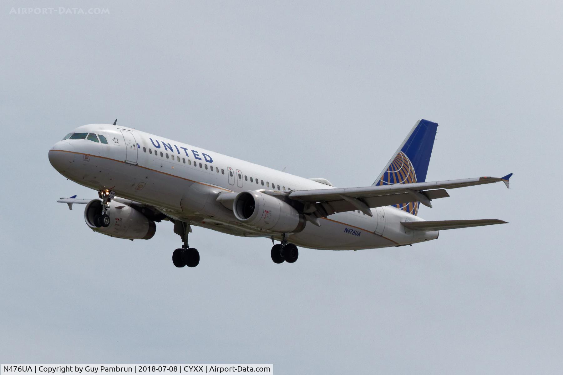 N476UA, 2001 Airbus A320-232 C/N 1508, Landing on 26R
