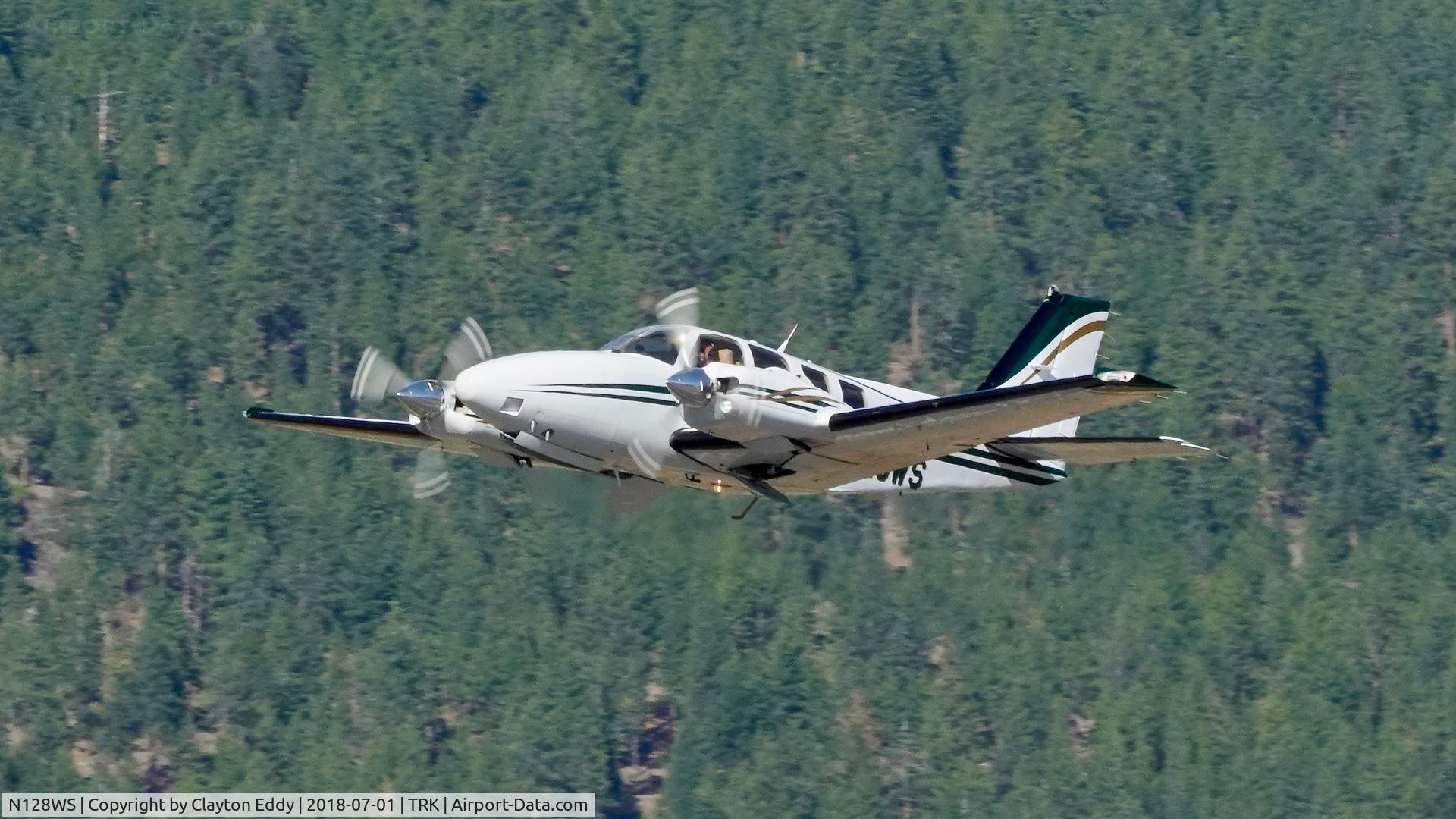 N128WS, 2001 Raytheon Aircraft Company 58 C/N TH-1982, Truckee Airport California 2018.
