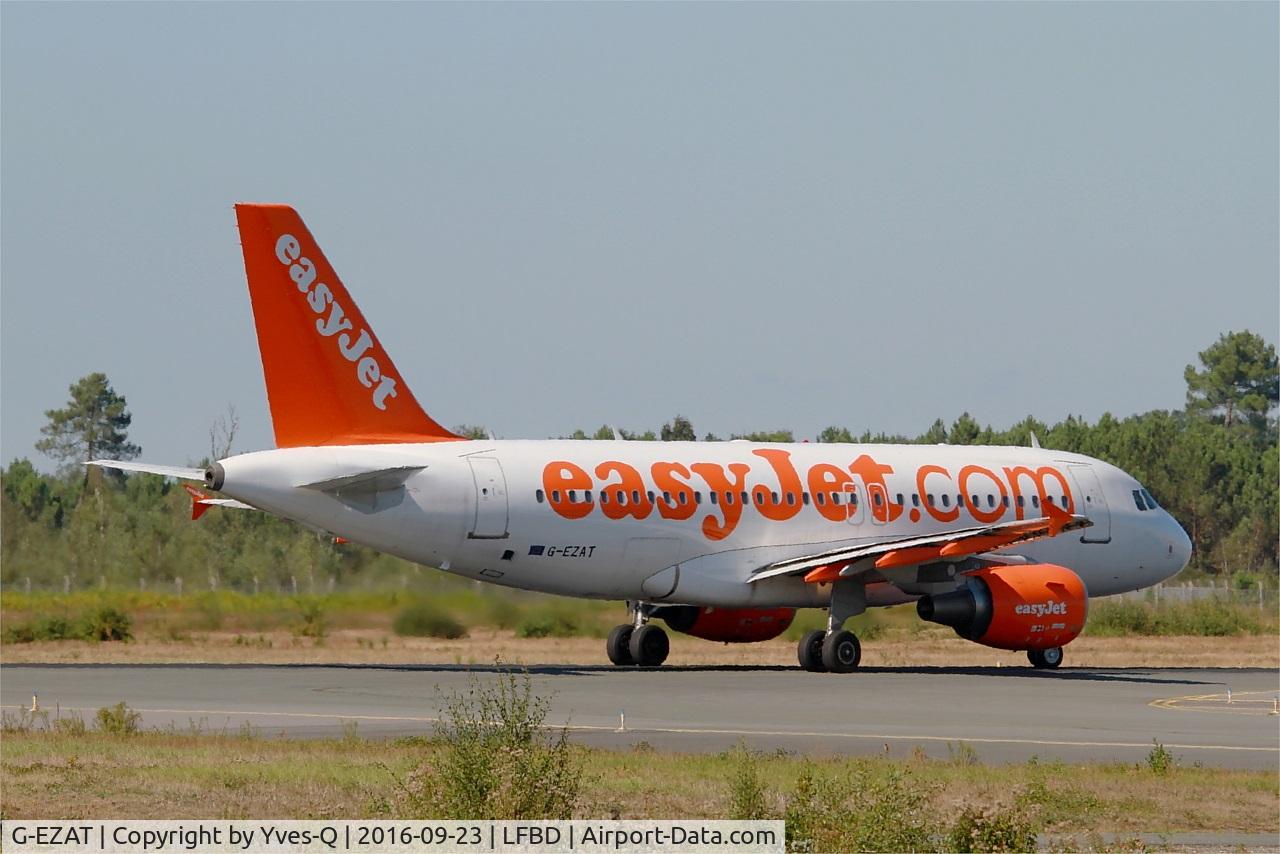 G-EZAT, 2006 Airbus A319-111 C/N 2782, Airbus A319-111, Lining up rwy 05, Bordeaux Mérignac airport (LFBD-BOD)