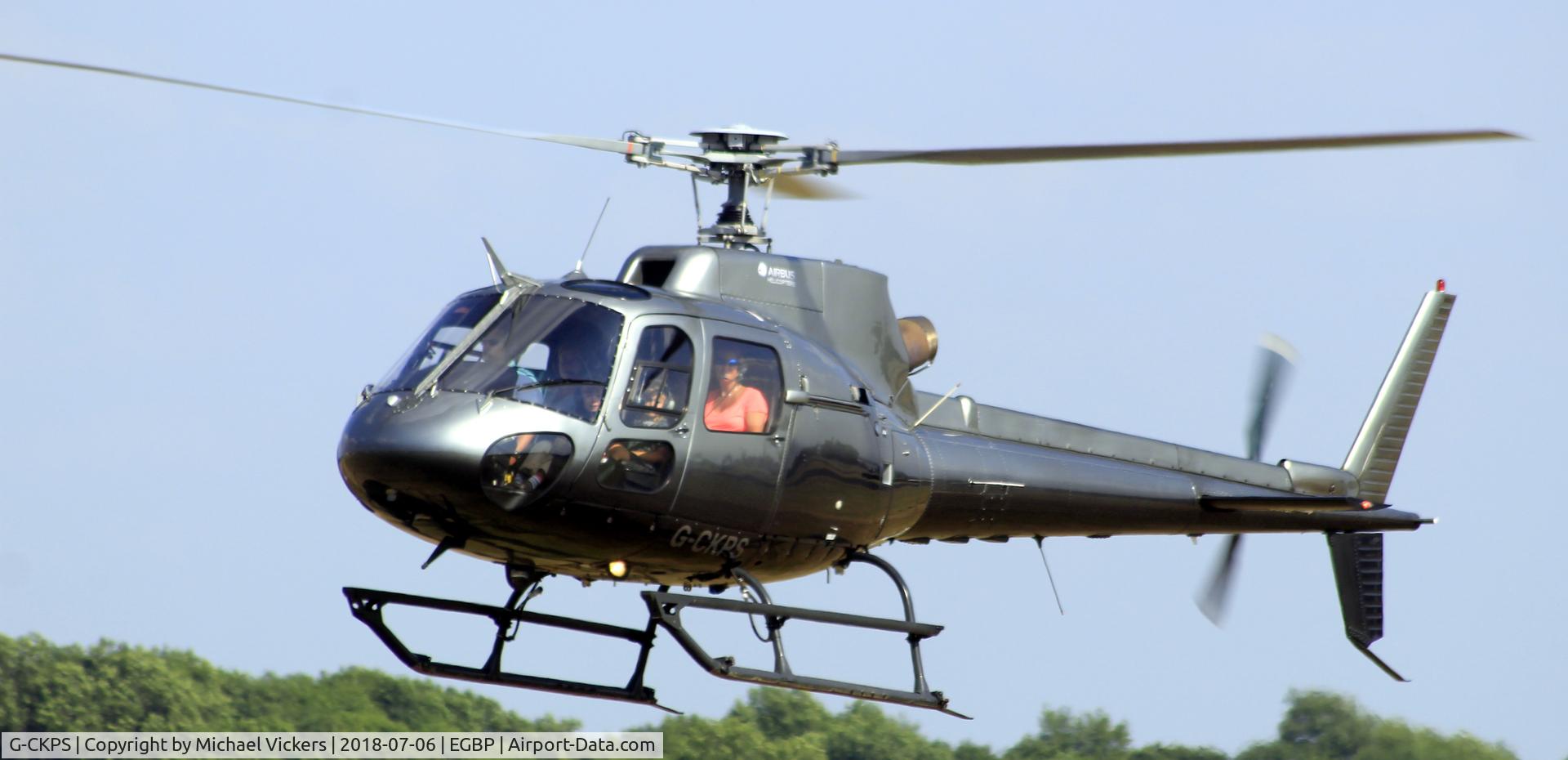 G-CKPS, Aerospatiale AS-350B-2 Ecureuil C/N 2109, Lovely day