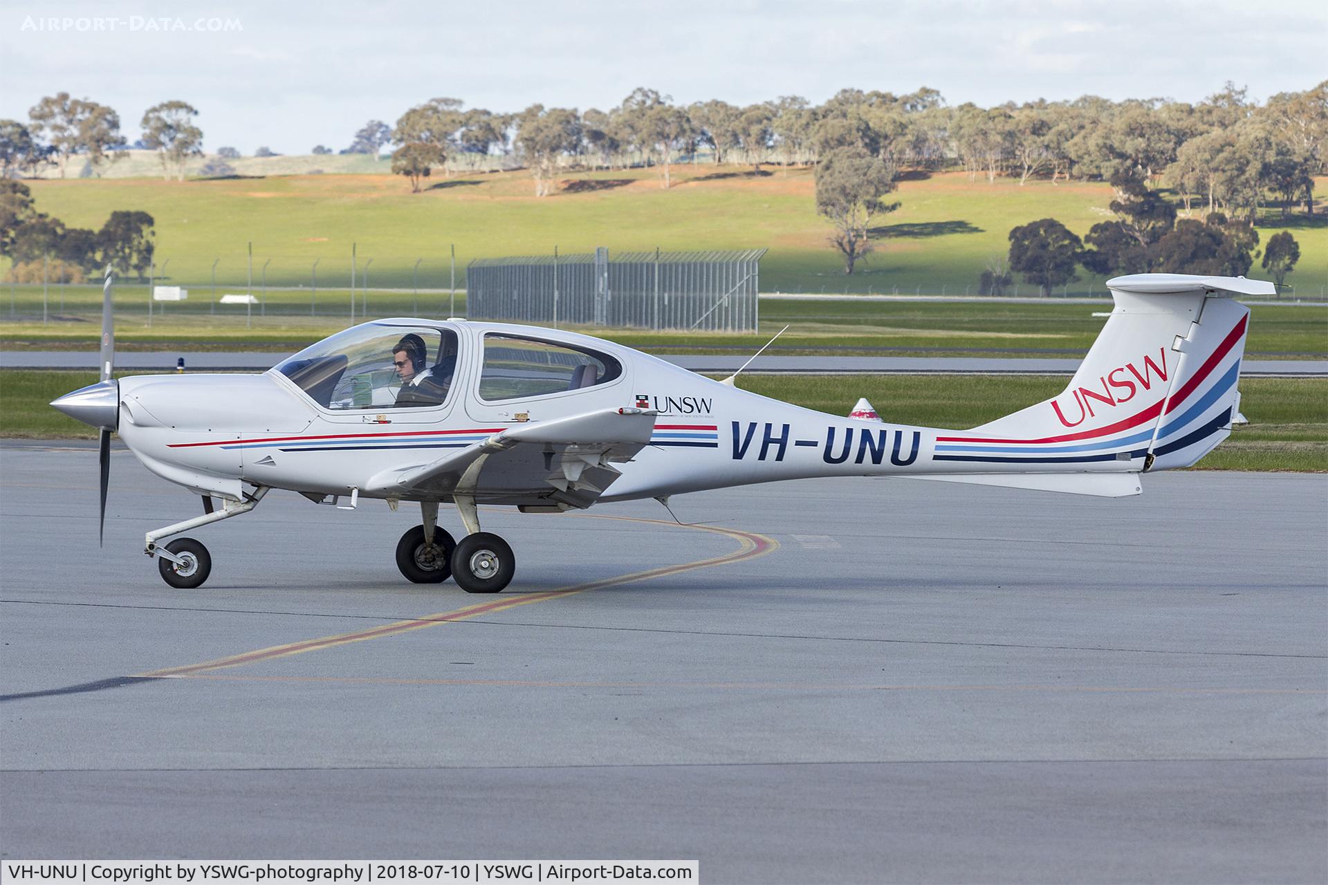 VH-UNU, 2010 Diamond DA-40 Diamond Star C/N 40.1075, University of New South Wales (VH-UNU) Diamond Star DA-40 at Wagga Wagga Airport