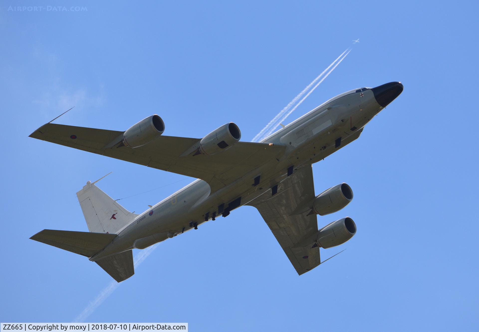 ZZ665, 1964 Boeing RC-135W Rivet Joint C/N RJ19/18778, Boeing RC135W Rivet Joint flying over the Air Forces Memorial at Runnymede as part of the Royal Air Force centenary celebrations.