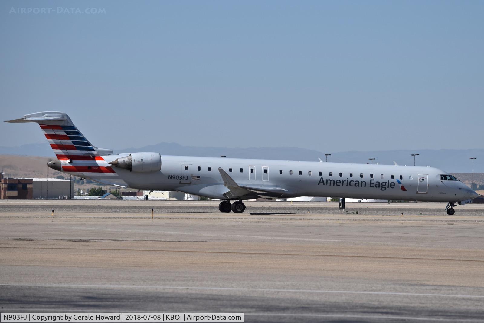 N903FJ, 2003 Bombardier CRJ-900ER (CL-600-2D24) C/N 15003, Taxiing on Alpha.