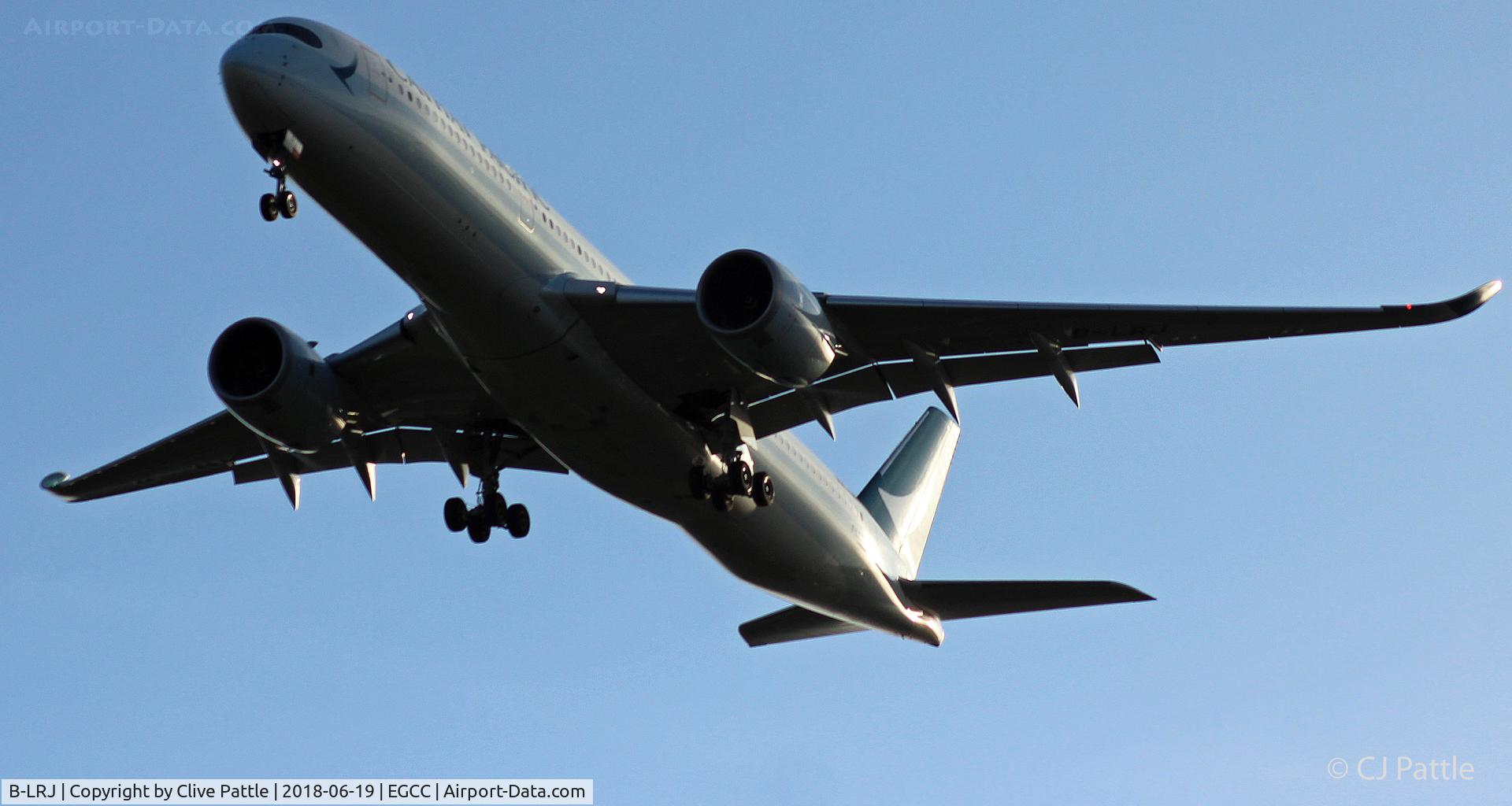 B-LRJ, 2016 Airbus A350-941 C/N 061, Landing at EGCC