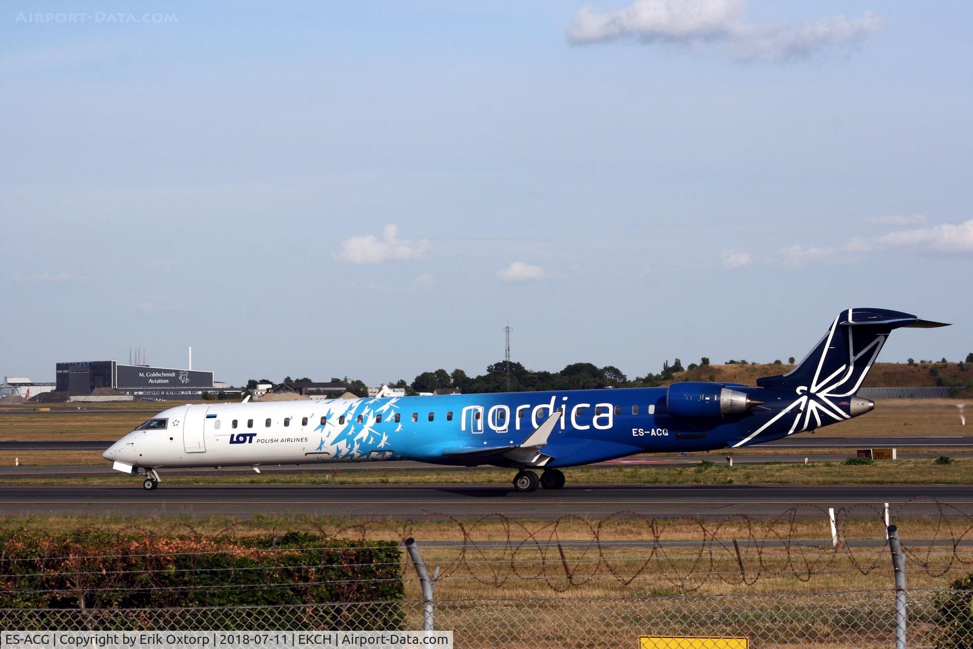 ES-ACG, 2012 Bombardier CRJ-900 NG (CL-600-2D24) C/N 15277, ES-ACG landed rw 04L