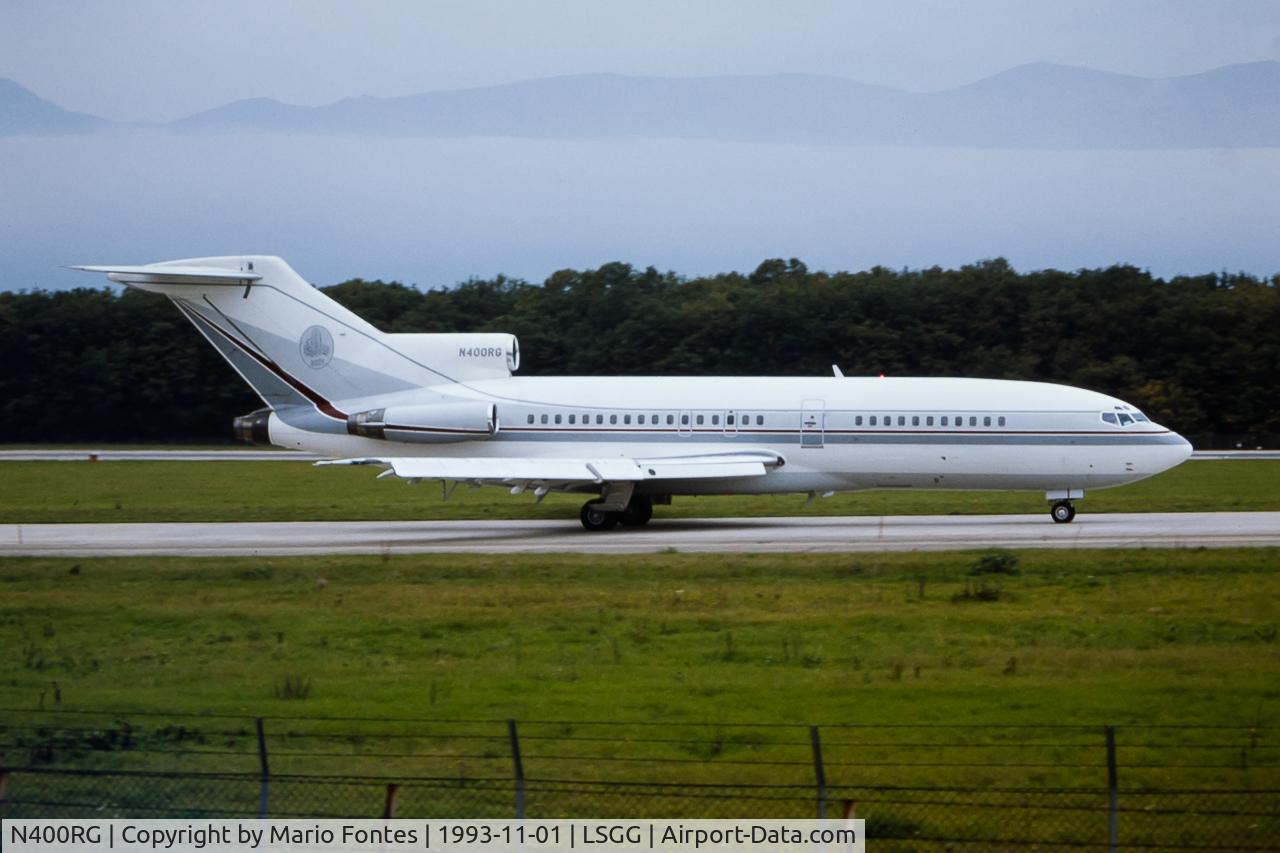 N400RG, 1967 Boeing 727-22 C/N 19149, taxiing to holding point rwy23