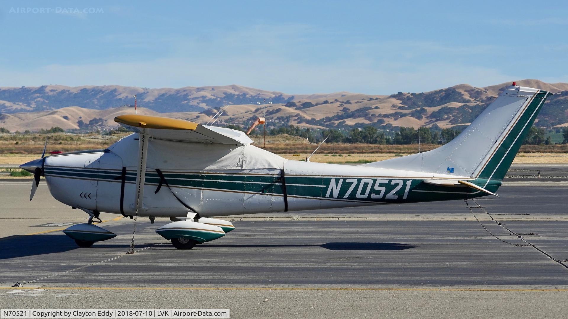 N70521, 1968 Cessna 182L Skylane C/N 18259287, Livermore Airport California 2018.
