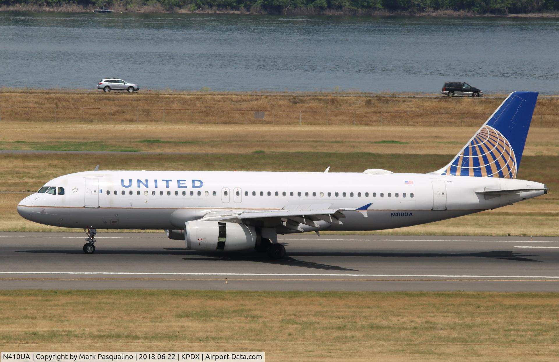 N410UA, 1994 Airbus A320-232 C/N 463, Airbus A320