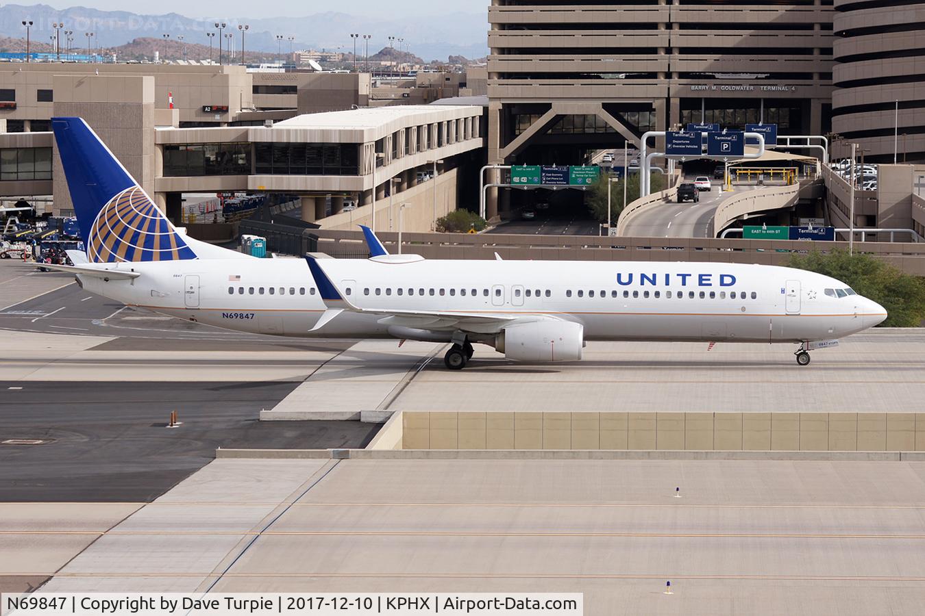 N69847, 2015 Boeing 737-924/ER C/N 42187, No comment.