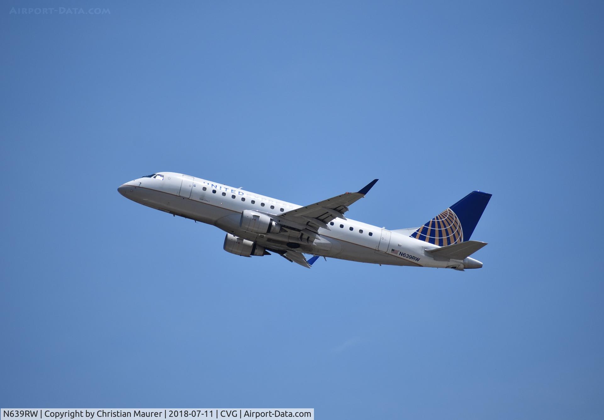 N639RW, 2004 Embraer 170SE (ERJ-170-100SE) C/N 17000057, ERJ-170SE departing to the north