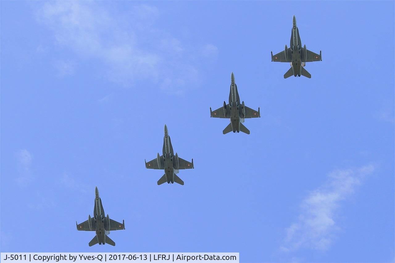 J-5011, McDonnell Douglas F/A-18C Hornet C/N 1351, McDonnell Douglas FA-18C Hornet, Flight over Landivisiau Naval Air Base (LFRJ) Tiger Meet 2017