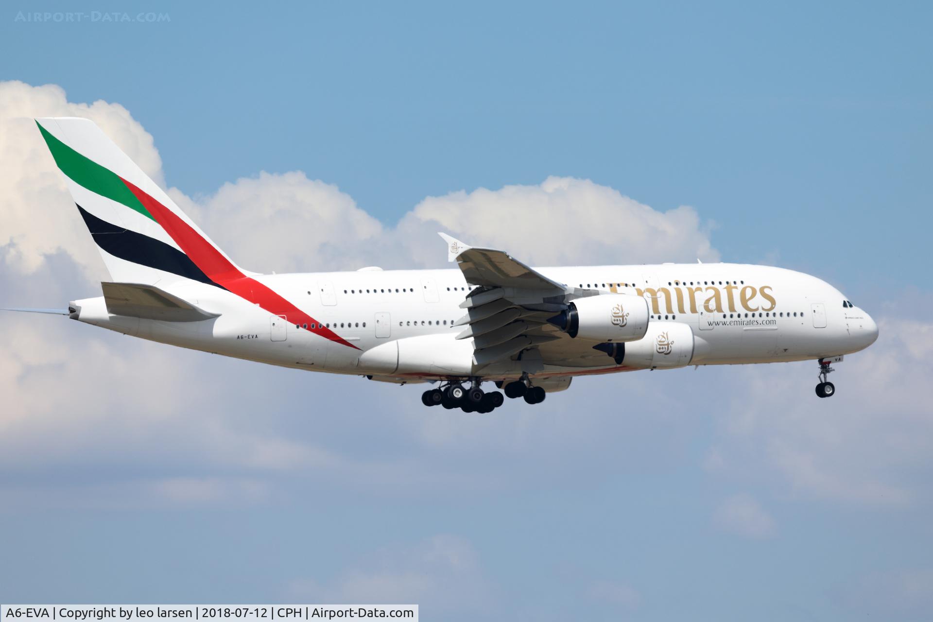 A6-EVA, 2018 Airbus A380-842 C/N 167, Copenhagen 12.7.2018 L/D R-04R