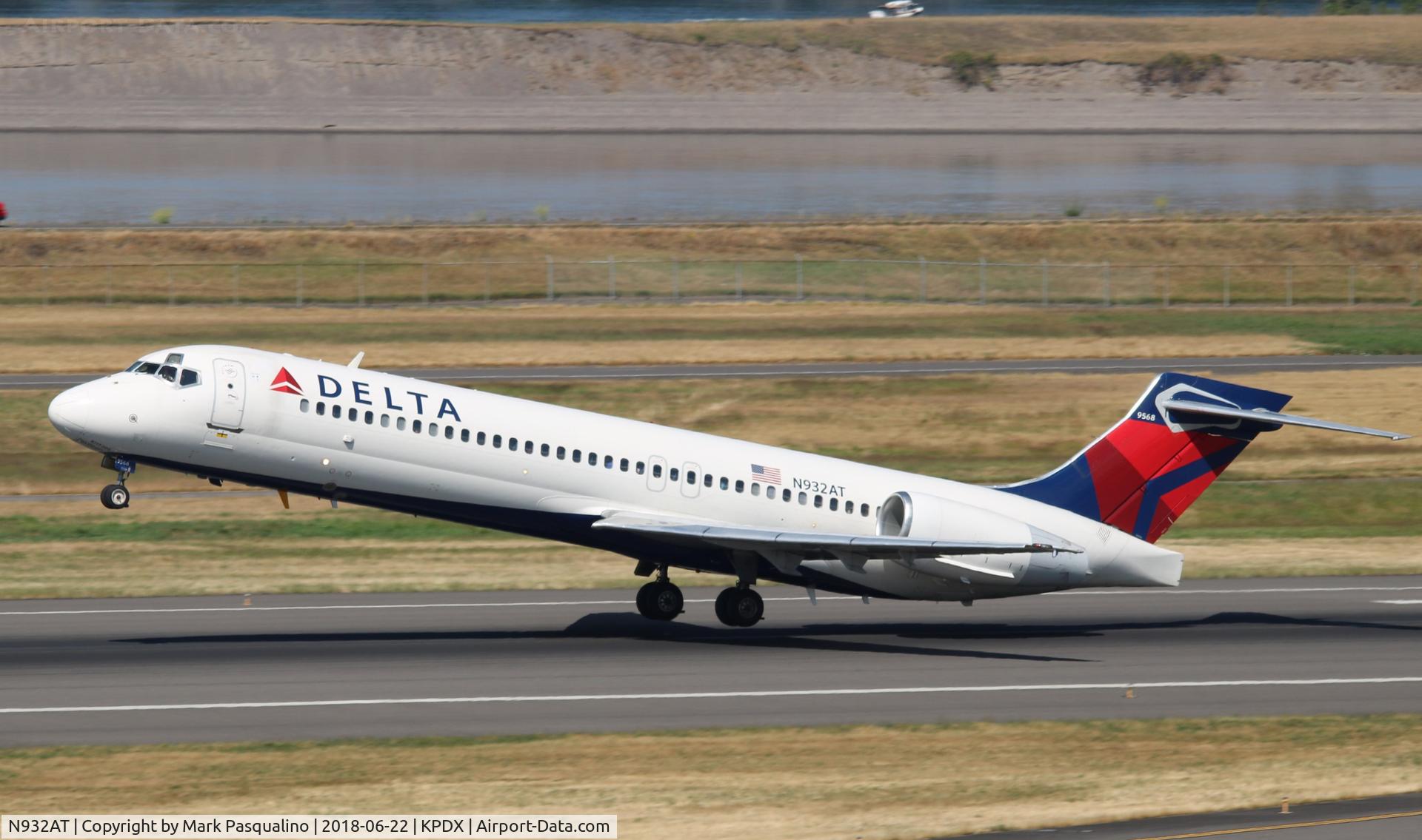 N932AT, 2000 Boeing 717-200 C/N 55073, Boeing 717-200