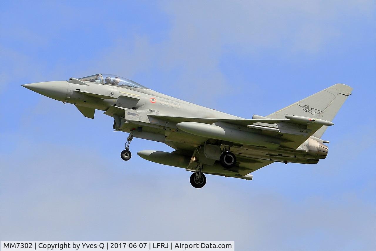 MM7302, Eurofighter EF-2000 Typhoon S C/N IS034, Eurofighter EF-2000 Typhoon S, On final rwy 26, Landivisiau Naval Air Base (LFRJ) Tiger Meet 2017