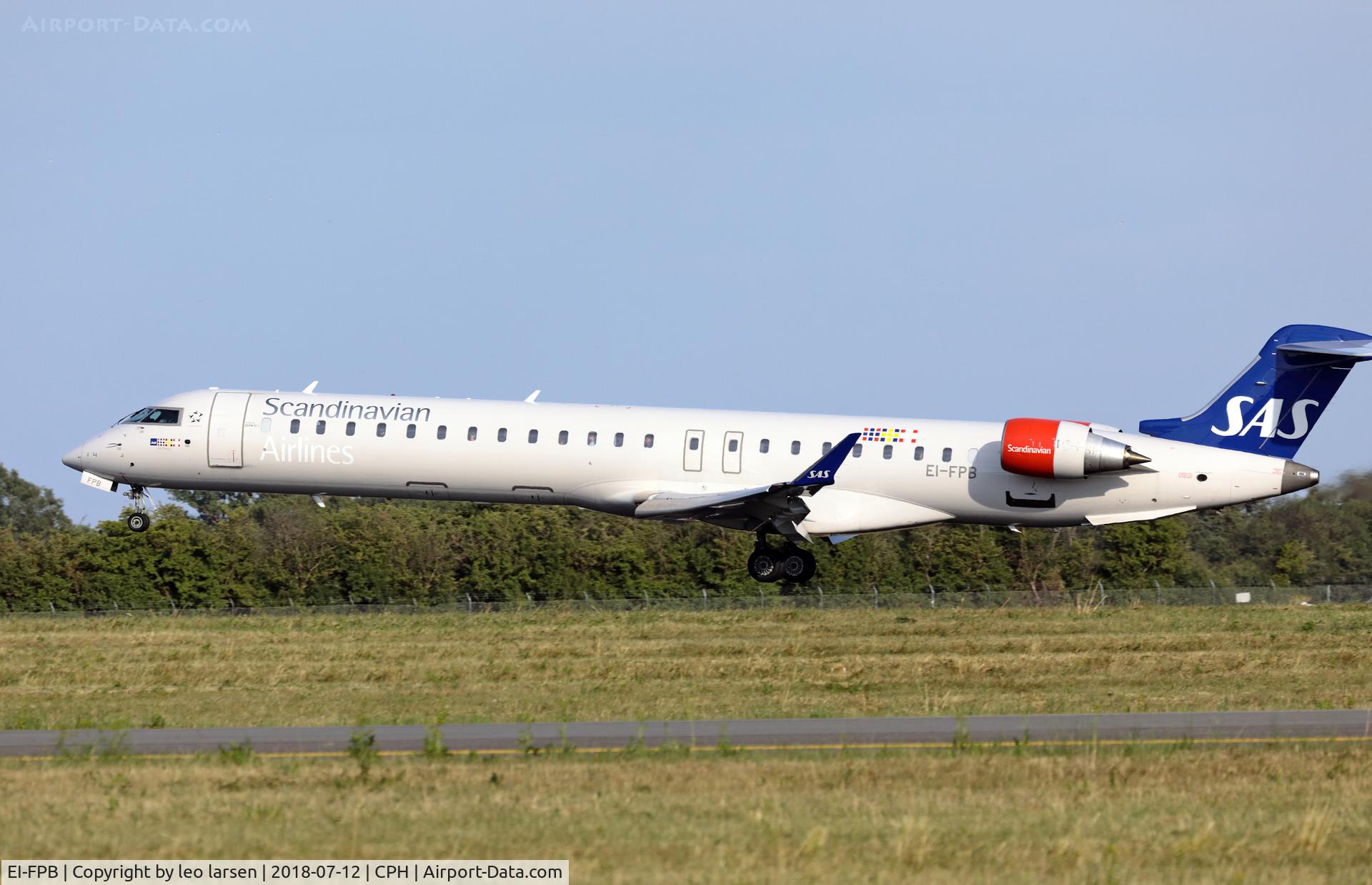 EI-FPB, 2016 Bombardier CRJ-900LR (CL-600-2D24) C/N 15399, Copenhagen 12.7.2018 L/D R-04L