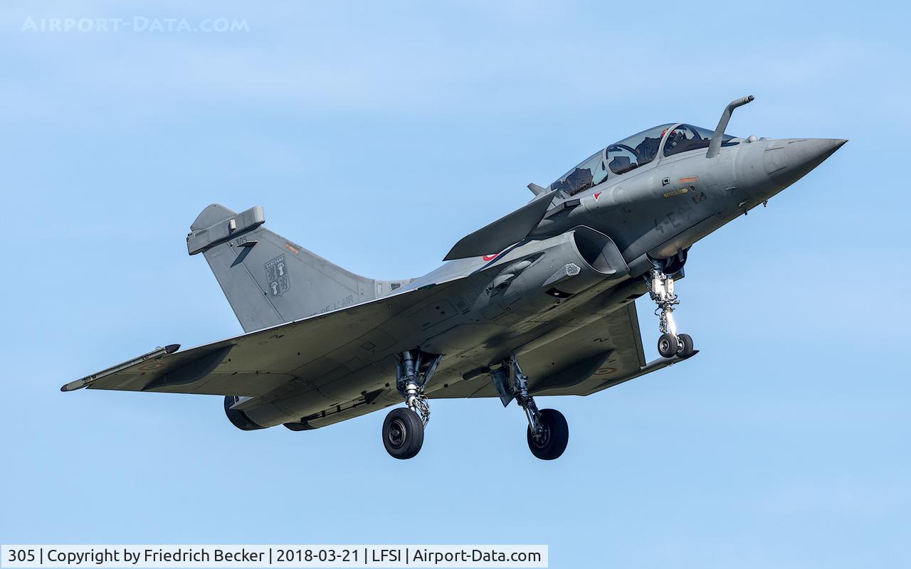 305, Dassault Rafale B C/N 305, on final at BA113 St. Dizier