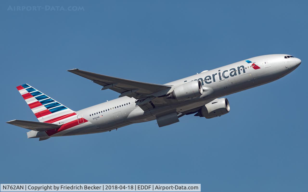 N762AN, 2002 Boeing 777-223 C/N 31479, departure via RW07C