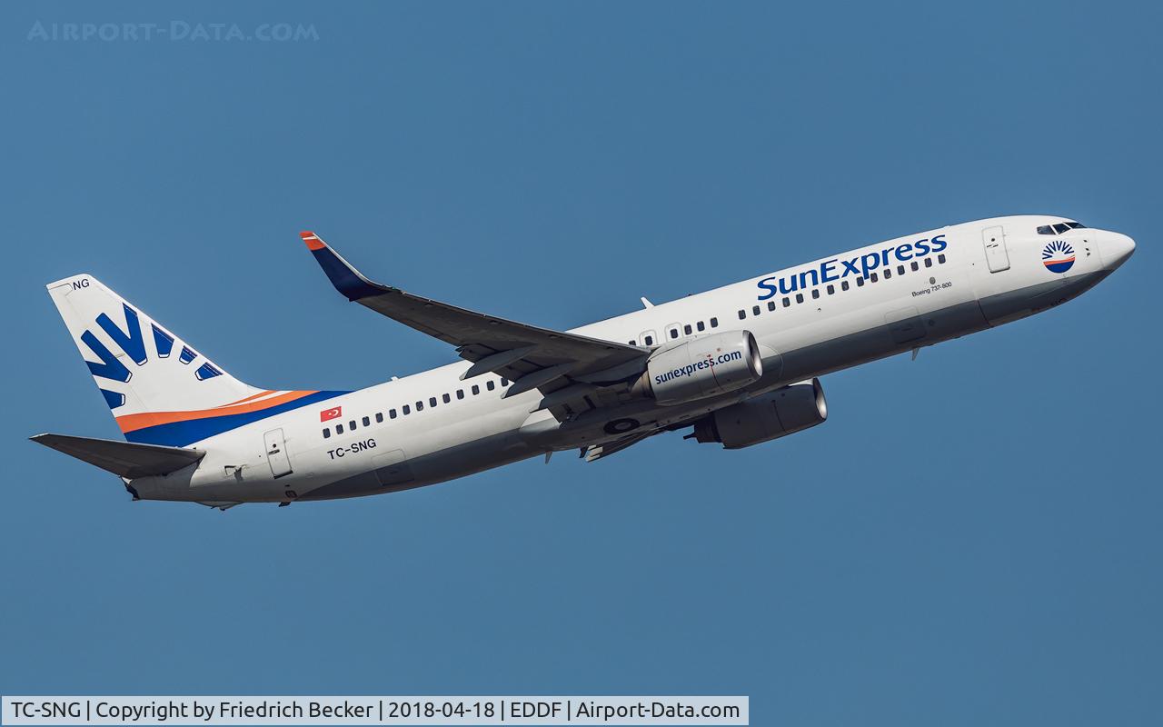 TC-SNG, 2008 Boeing 737-8HC C/N 36530, departure via RW07C
