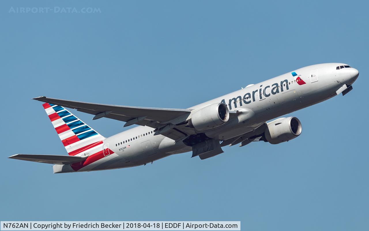 N762AN, 2002 Boeing 777-223 C/N 31479, departure via RW07C