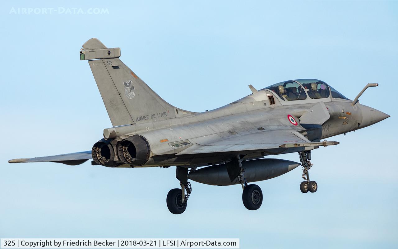 325, Dassault Rafale B C/N 325, on final at BA113 St. Dizier