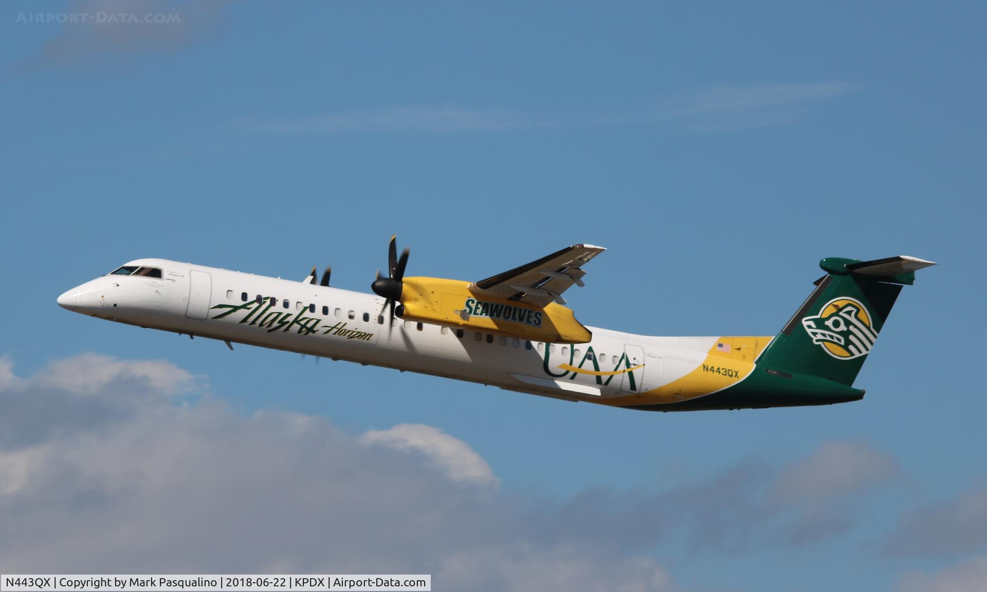 N443QX, 2010 Bombardier DHC-8-402 Dash 8 C/N 4353, DHC-8-402