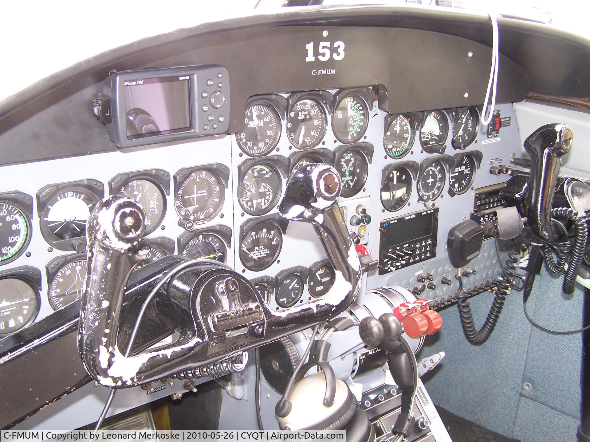 C-FMUM, 1971 Aero Commander 500S Shrike Commander C/N 3103, Instrument panel; ACE Airshow Thunder Bay ON